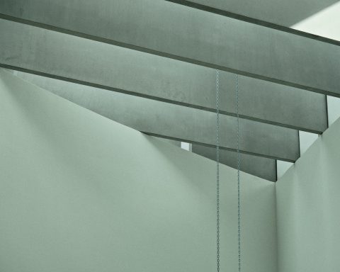 Descending Chains of Light