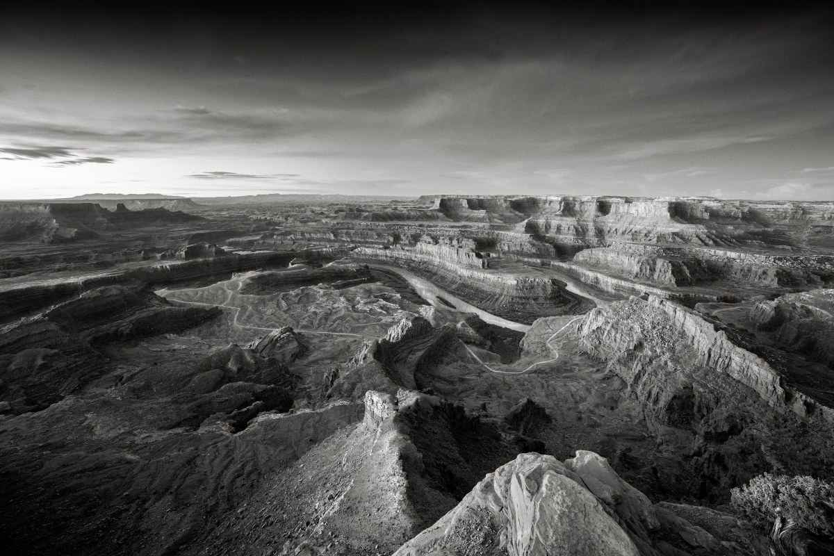 Monochrome Rhythms of the Earth